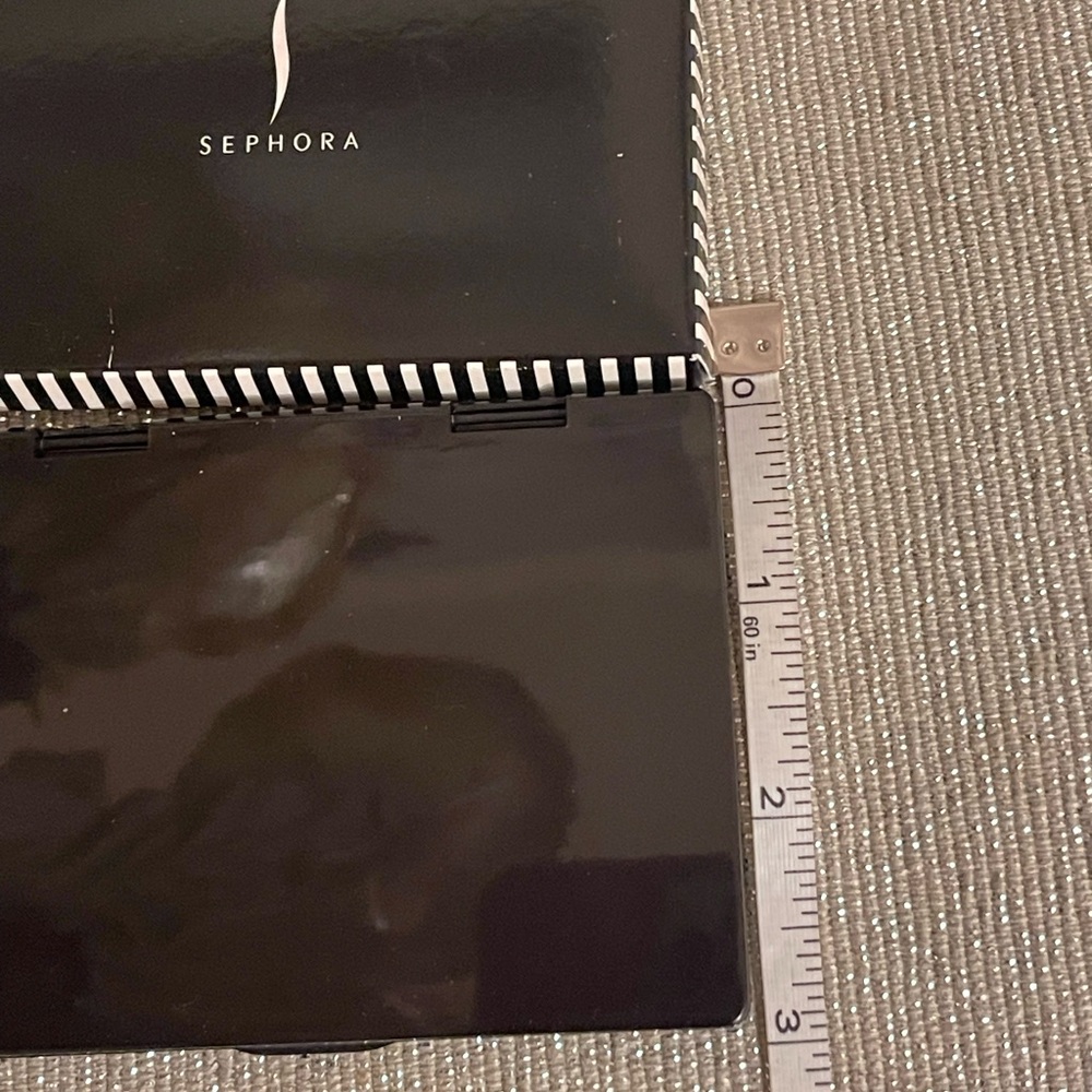 Sephora Black Compact Mirror - Picture 10 of 11